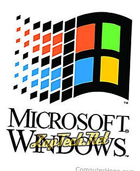Kaip nustatyti „Windows XP“, kad ji atrodytų kaip ankstesnės „Windows“ versijos